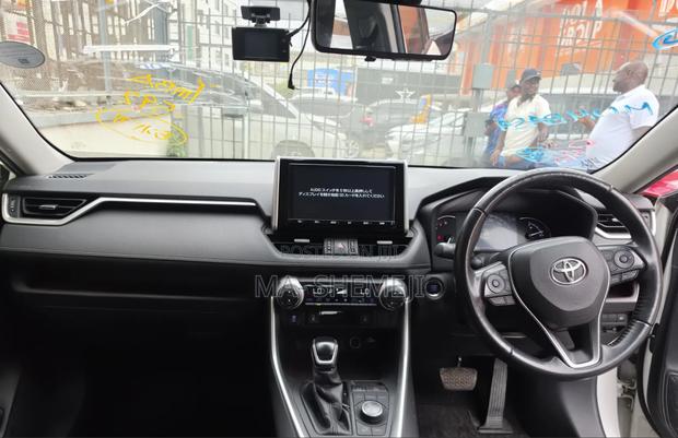 Toyota RAV4 Adventure 2019 Pearl