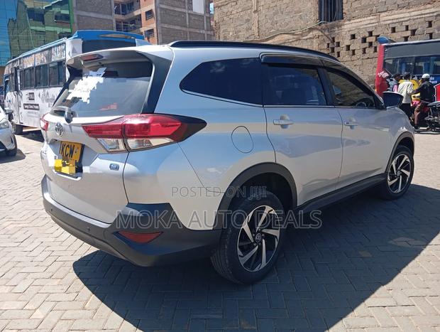 Toyota Rush 1.5 AWD 2019 Silver