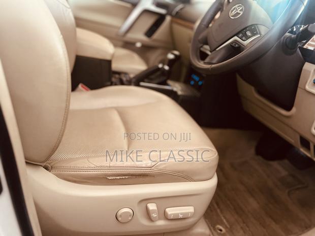 Toyota Land Cruiser Prado 2.8 2019 Pearl