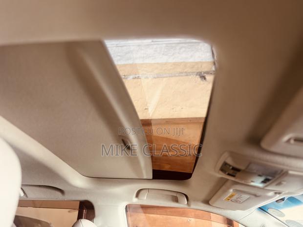Toyota Land Cruiser Prado 2.8 2019 Pearl