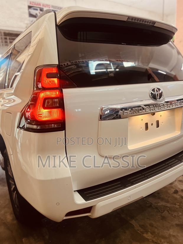 Toyota Land Cruiser Prado 2.8 2019 Pearl