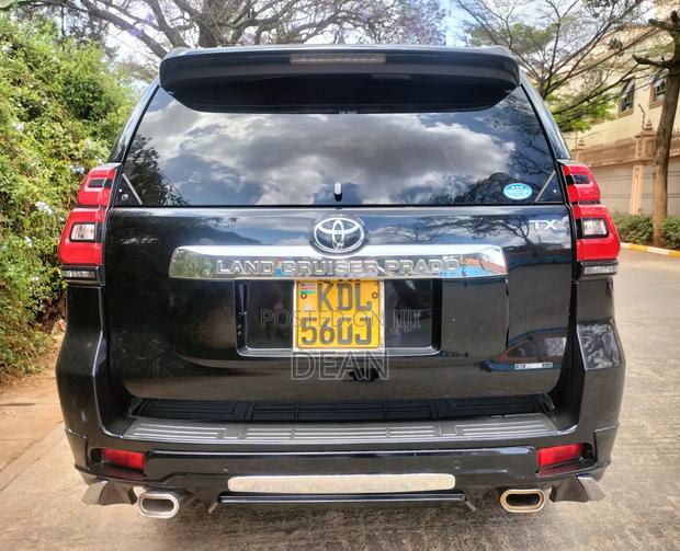 Toyota Land Cruiser Prado 2018 Black