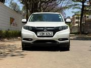 Honda Vezel 2016 White for sale