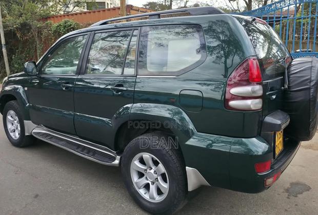 Toyota Land Cruiser Prado 4.0 Petrol GX-R 2004 Green