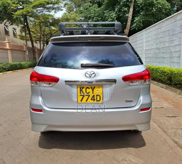 Toyota Wish 2013 Silver
