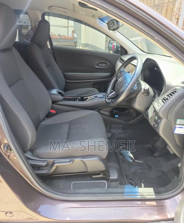 Honda Vezel 2019 Ivory