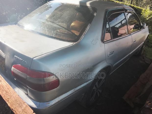 Toyota Corolla 2001 Silver