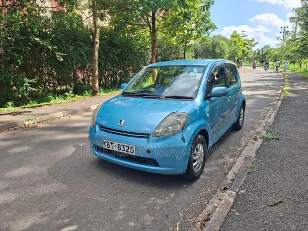 Toyota Passo 2005 Blue