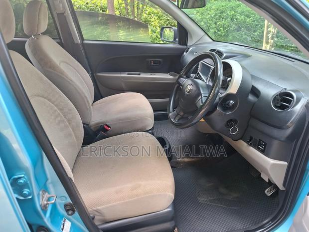 Toyota Passo 2005 Blue