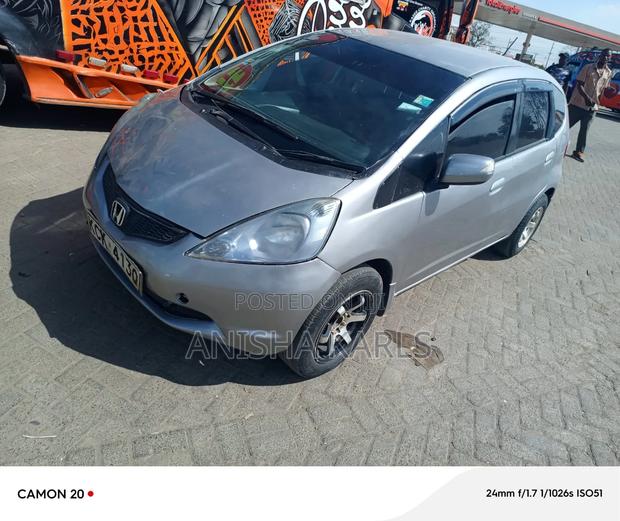 Honda Fit 2011 Silver