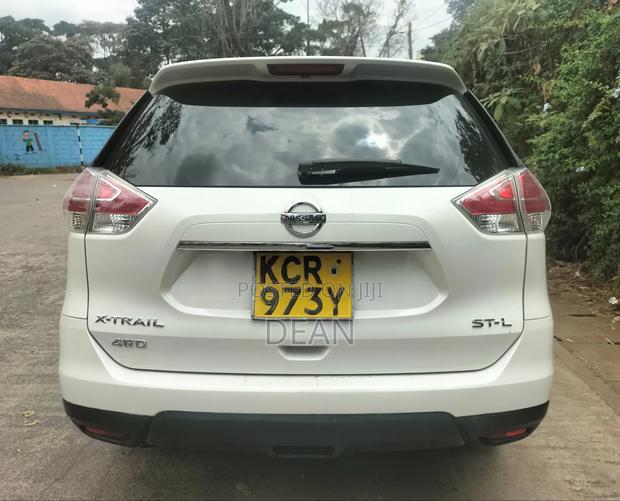 Nissan X-Trail 2014 White