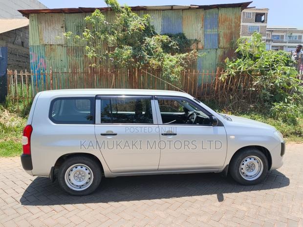Mazda Familia 2020 Silver