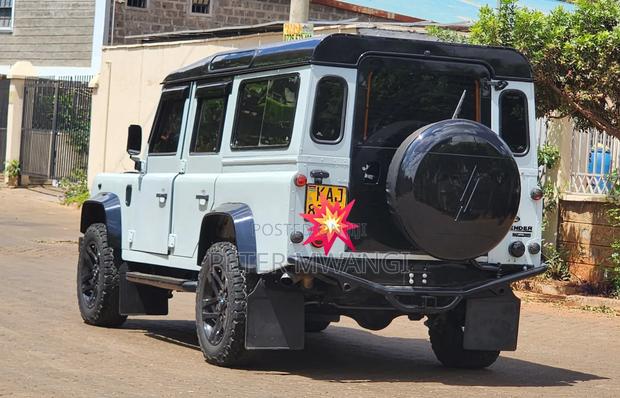 Land Rover Defender 1997 White