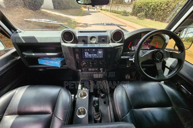 Land Rover Defender 1997 White
