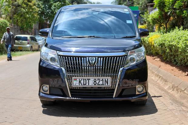 Toyota Esquire 2017 Black