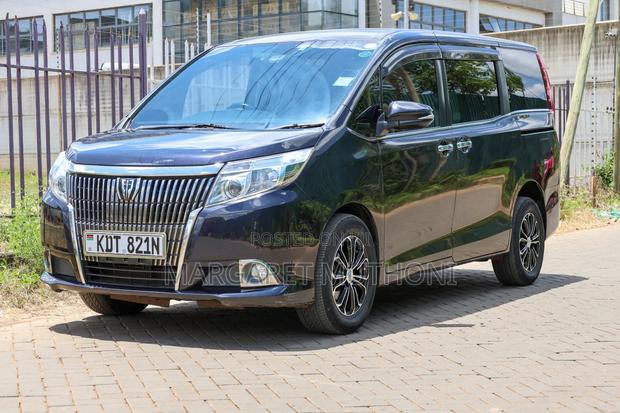 Toyota Esquire 2017 Black