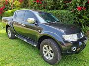 Mitsubishi L200 Double Cab 2.5 180hp 4WD 2011 Black for sale