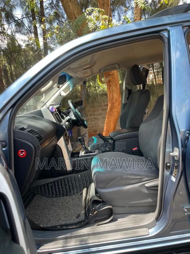Toyota Land Cruiser Prado 2010 Blue