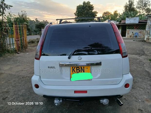 Nissan X-Trail 2005 White
