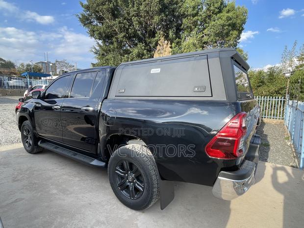 Toyota Hilux Revo Double Cab Deisel 2.4 RWD 2021 Black