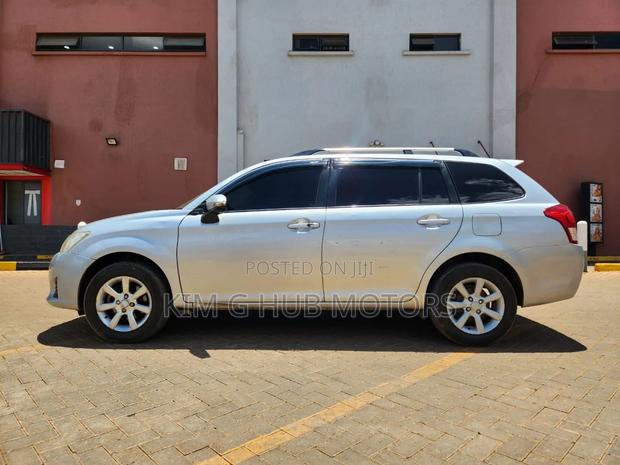 Toyota Corolla Fielder 1.5 Petrol FWD 2012 Silver