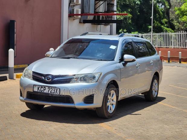 Toyota Corolla Fielder 1.5 Petrol FWD 2012 Silver