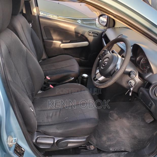 Mazda Demio 2011 Blue