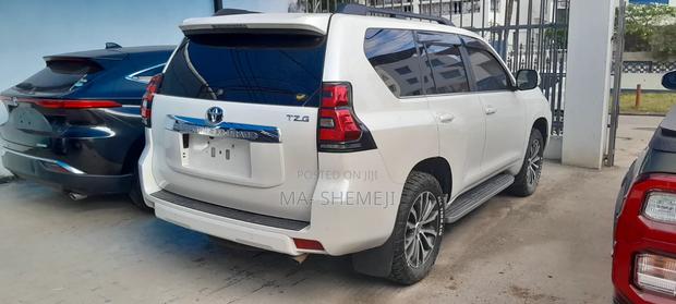 Toyota Land Cruiser Prado 2.8 2019 Pearl