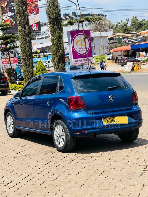 Volkswagen Polo 2022 Blue