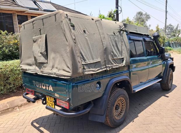 Toyota Land Cruiser 2014 Green