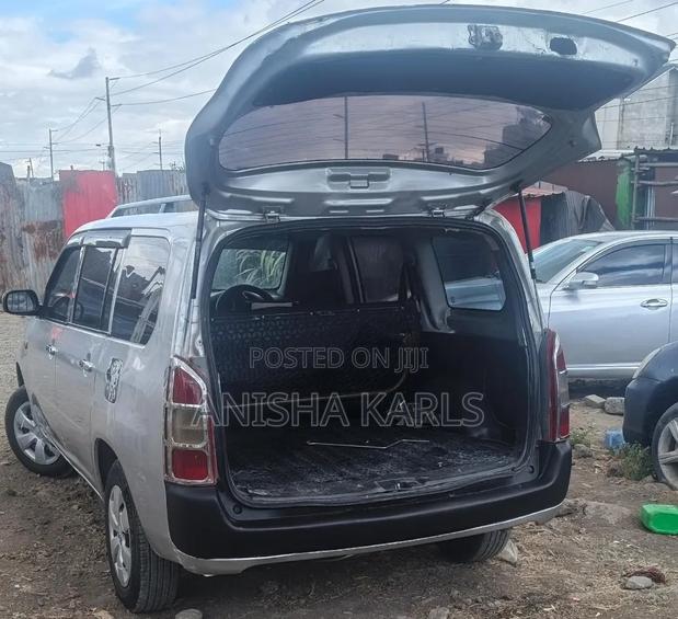 Toyota Probox 2005 Silver