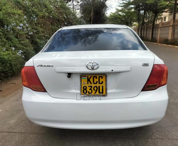 Toyota Axio 2008 White