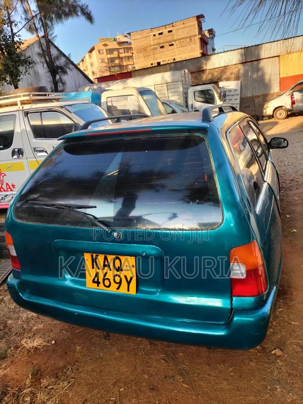 Toyota Corolla 2000 Green