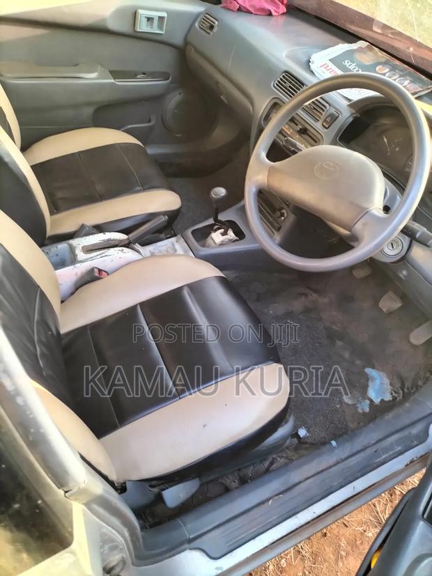 Toyota Corsa 2001 Silver