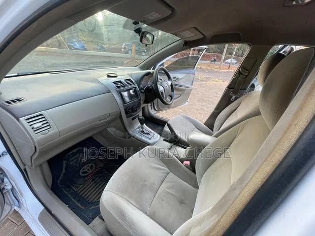Toyota Axio 2010 White