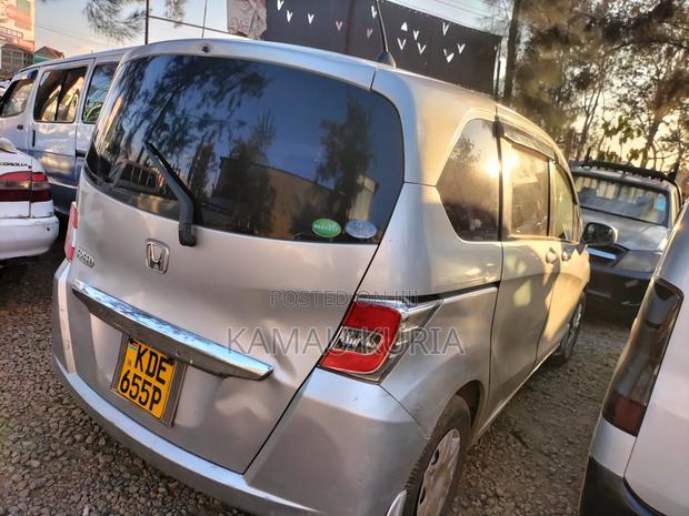 Honda Stepwgn 2018 Silver