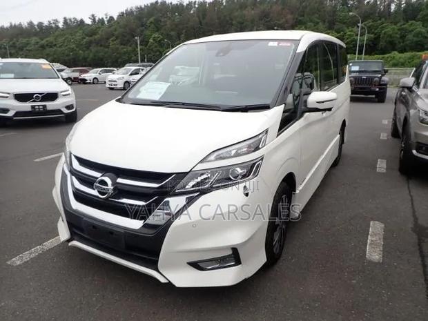 Nissan Serena 2019 White