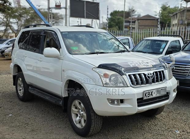 Toyota Land Cruiser Prado 2006 White