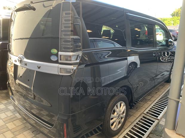 Toyota Voxy X 2WD 7-Seater 2019 Black