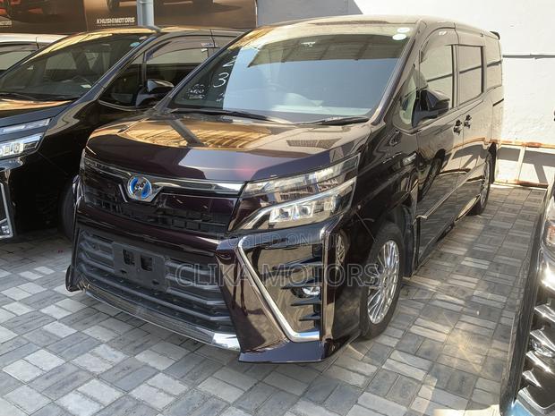 Toyota Voxy Hybrid X 2WD 7-Seater 2019 Brown