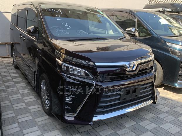 Toyota Voxy Hybrid X 2WD 7-Seater 2019 Brown