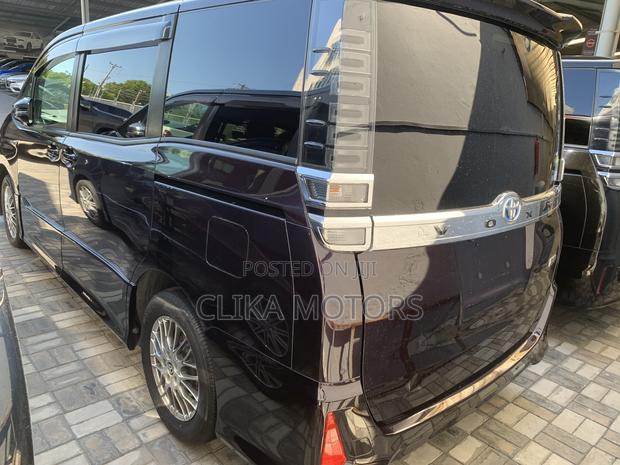 Toyota Voxy Hybrid X 2WD 7-Seater 2019 Brown