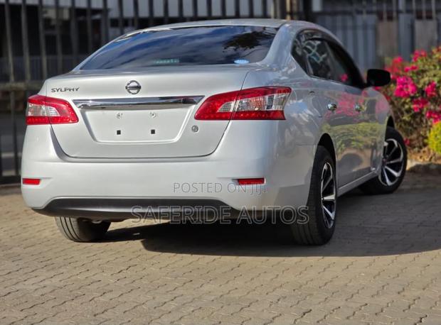 Nissan Sylphy 2018 Silver