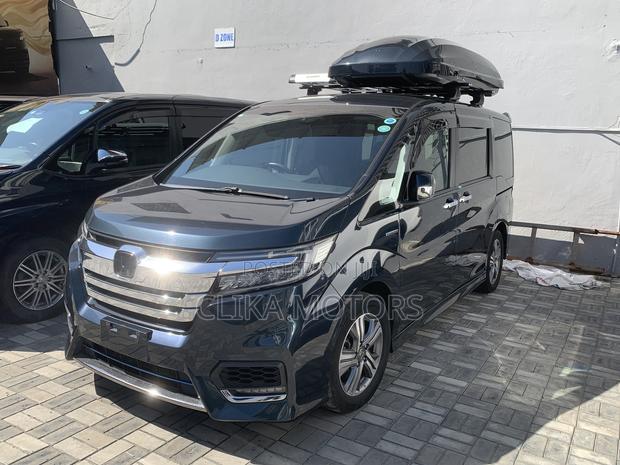 Honda Stepwgn 2019 Green