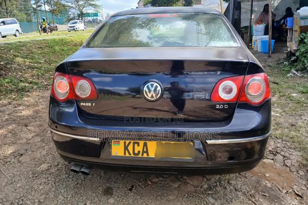 Volkswagen Passat 2007 Blue