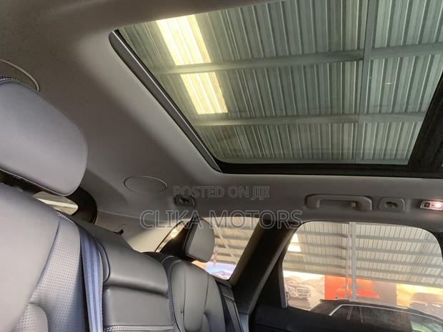 Volvo XC60 2019 Ivory