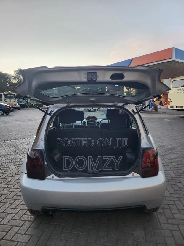 Toyota IST 2005 Gray