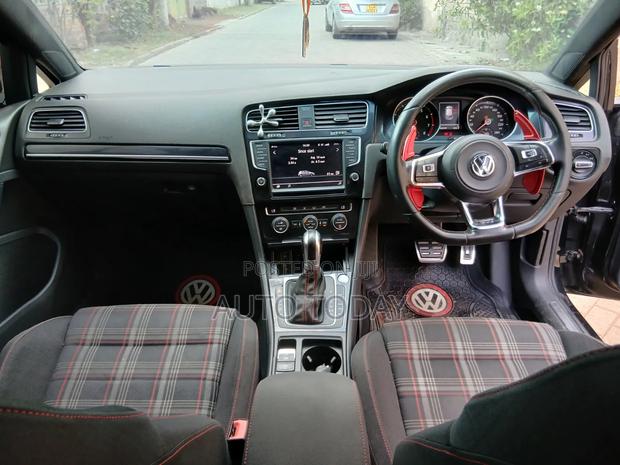 Volkswagen Golf GTI 2016 Black