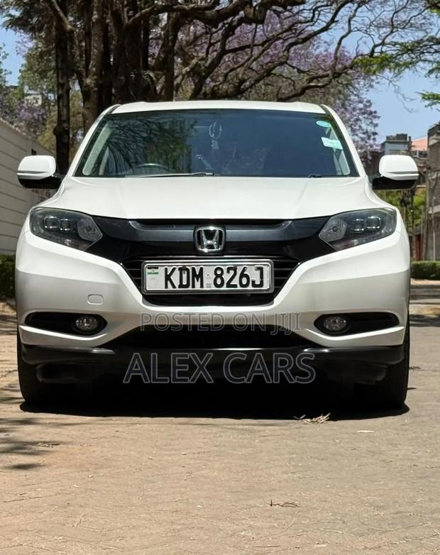 Honda Vezel 2016 White