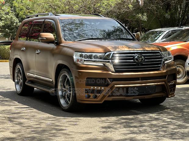 Toyota Land Cruiser 4.6 V8 ZX 2018